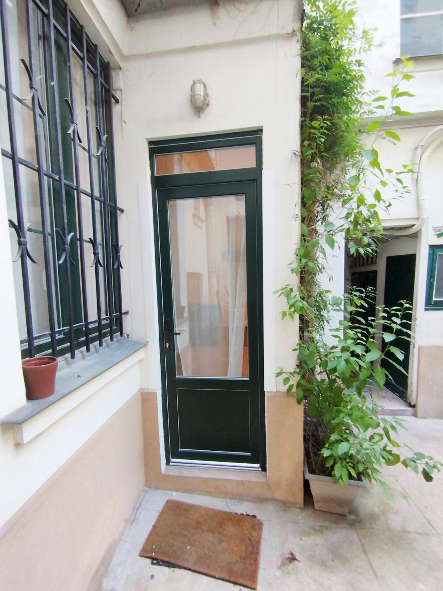 Studio 17M2 St Germain Des Pres Paris Exterior photo